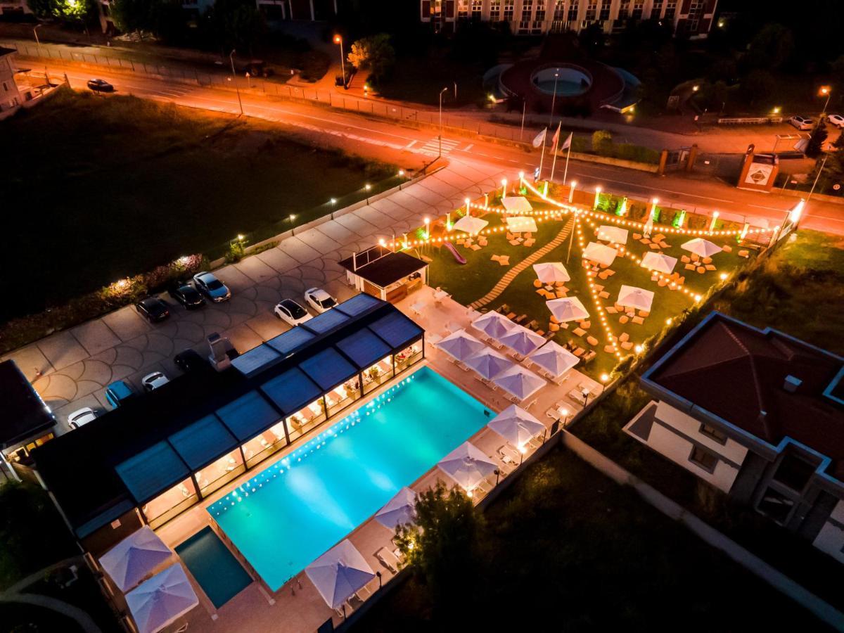 Ucar Royal Aparthotel Ağva Exterior foto